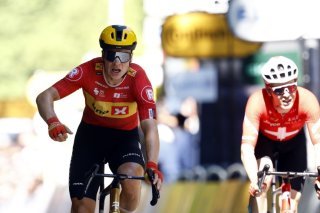 Jonas Abrahamsen a devancé Mauro Schmid sur la ligne à Toulouse KEYSTONE/EPA/MARTIN DIVISEK